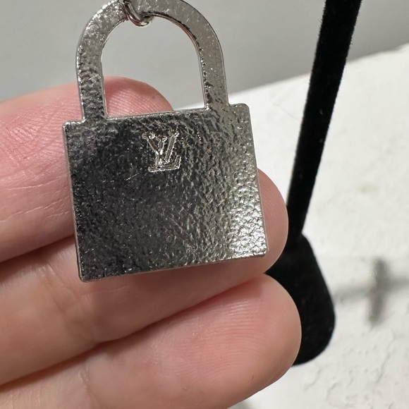 Louis Vuitton Crystal Silver Padlock Earrings - Picture 4 of 4